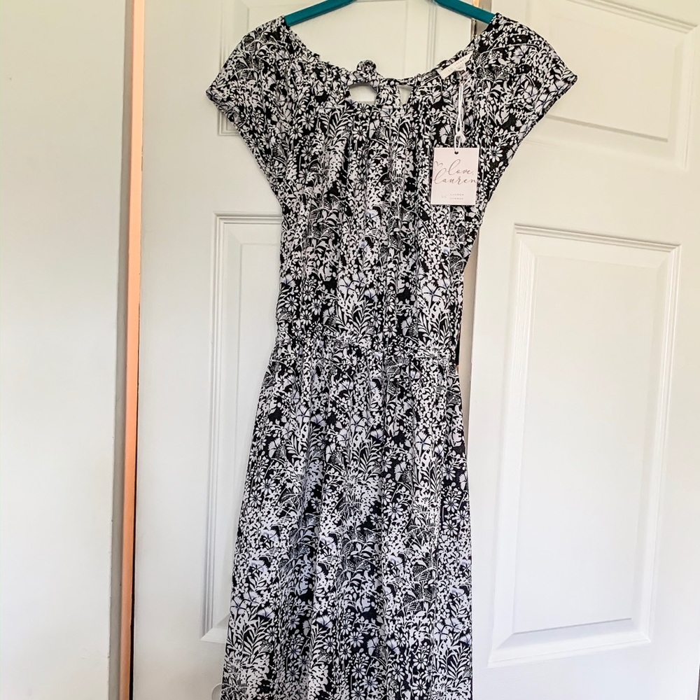 Lauren Conrad dress black & white floral